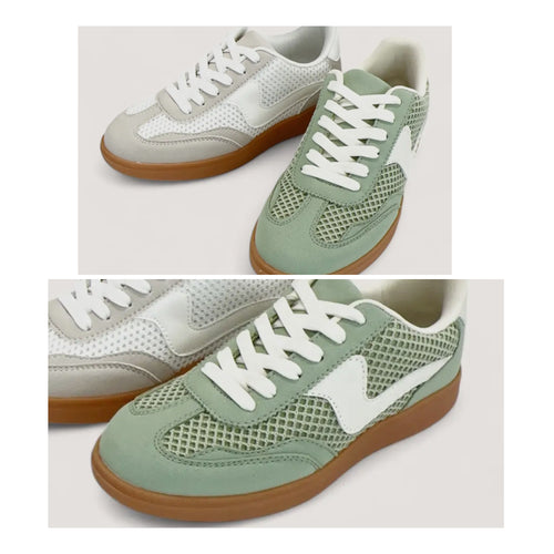 Modern court sneaker